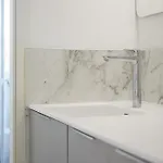 Zona Bocconi - Moderno Bilocale, Ac, Wi-fi Apartamento